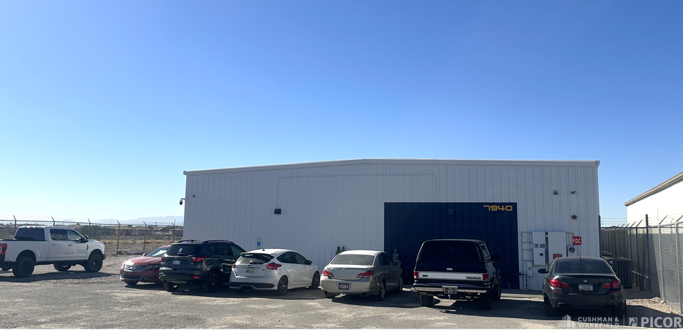 Primary Photo Of 7940 S Kolb Rd, Tucson Manufacturing For Sale