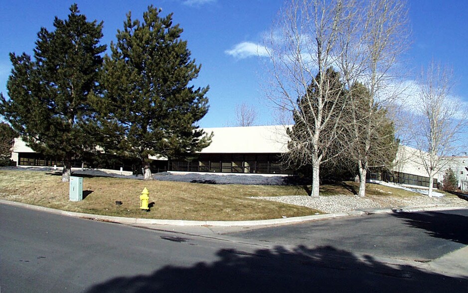 More Photos Of 10577 W Centennial Rd, Littleton Warehouse For Lease