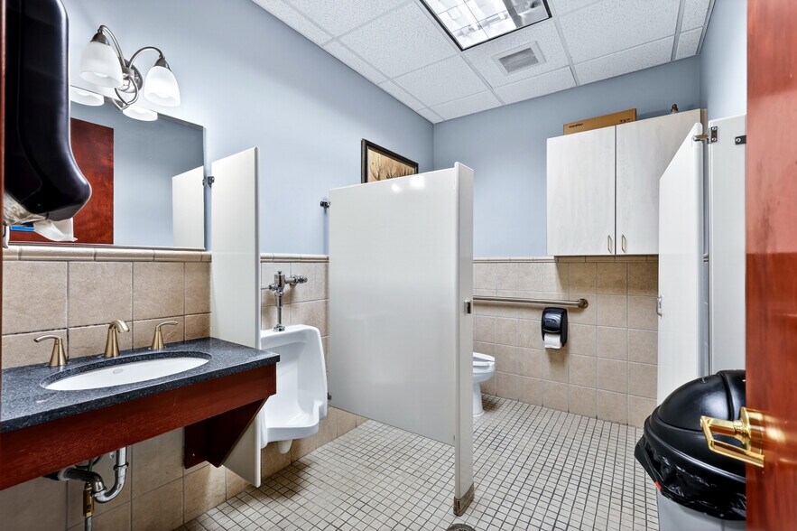 More Photos Of 200 N Argonne Rd, Spokane Office For Lease