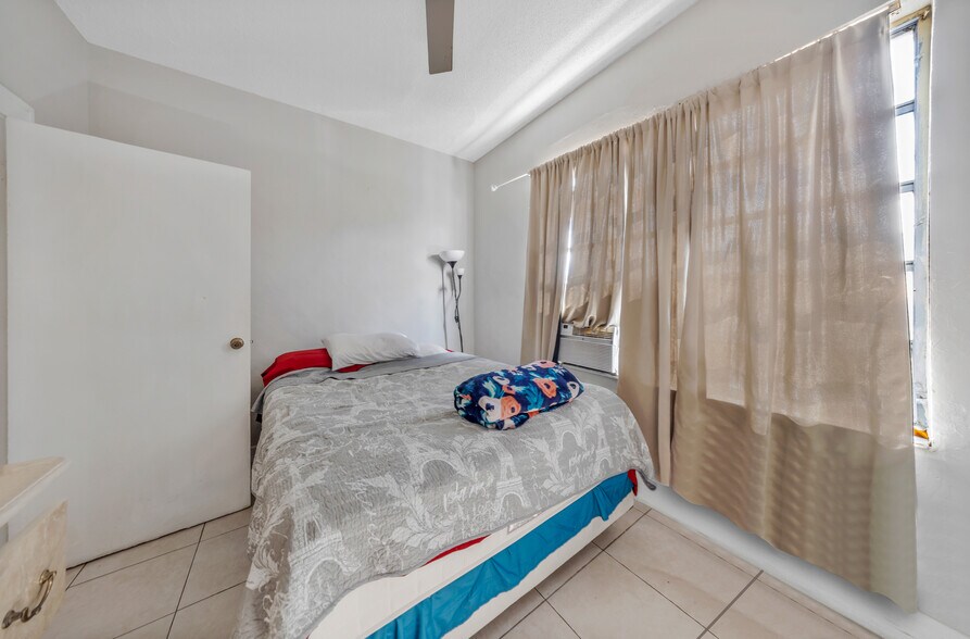 More Photos Of 1520 NW 1st St, Miami Apartments For Sale