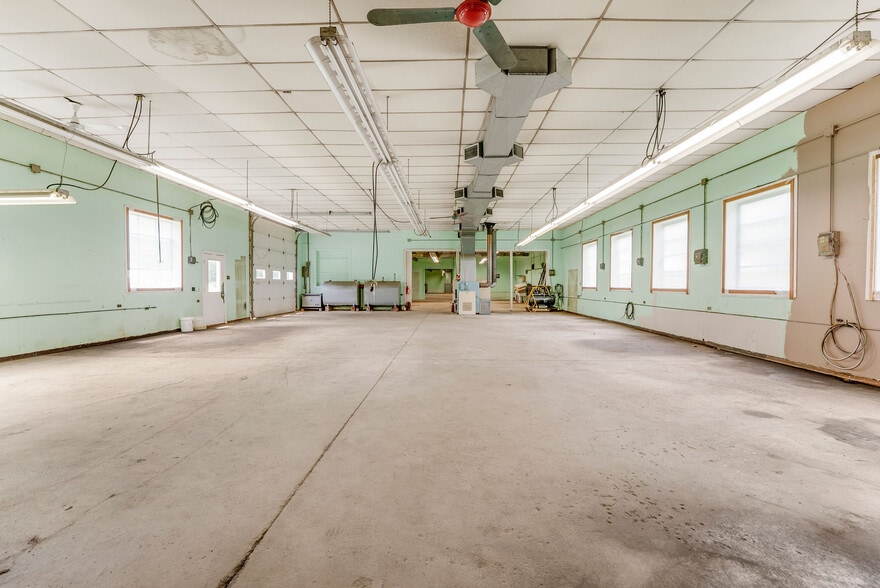 More Photos Of 16107 Moseley Rd, Madison Industrial For Sale