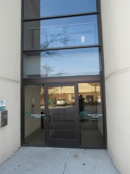 More Photos Of 42180 Ford Rd, Canton Medical For Lease