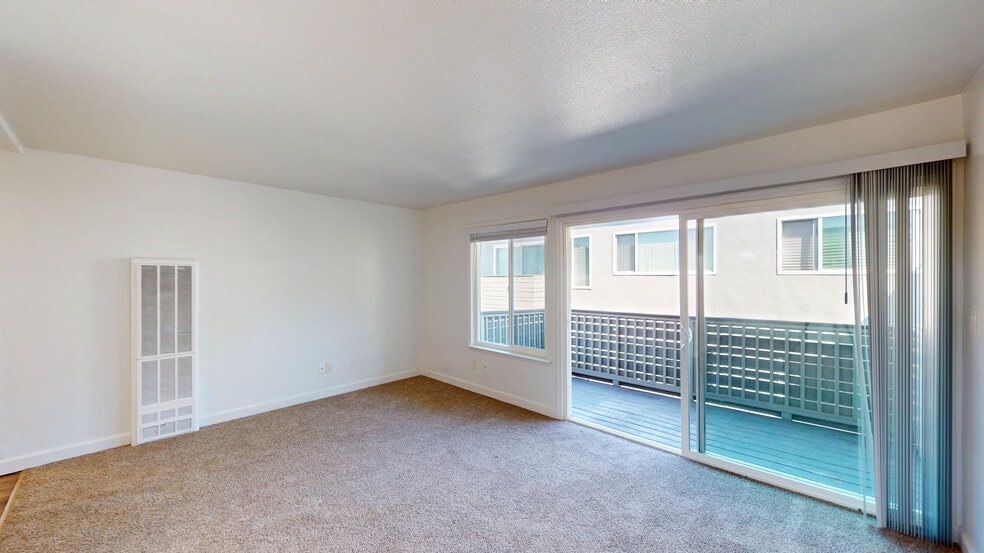 More Photos Of 19 Merrydale Rd, San Rafael Apartments For Sale