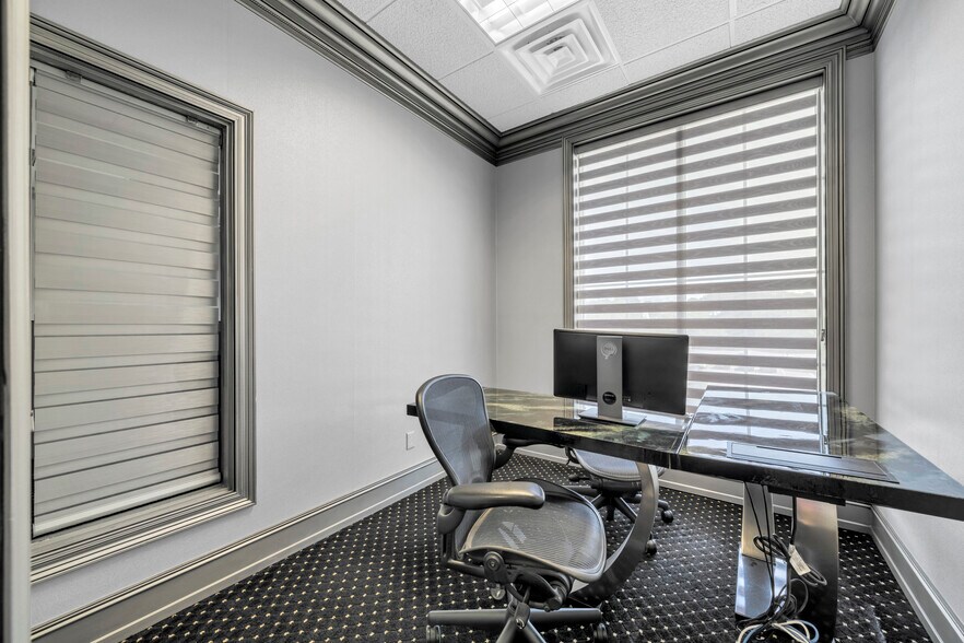 More Photos Of 4460 Legendary Dr, Destin Medical For Lease