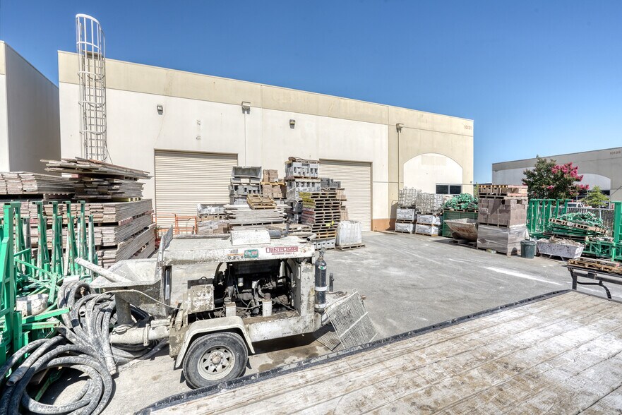 More Photos Of 10131 Iron Rock Way, Elk Grove Manufacturing For Lease