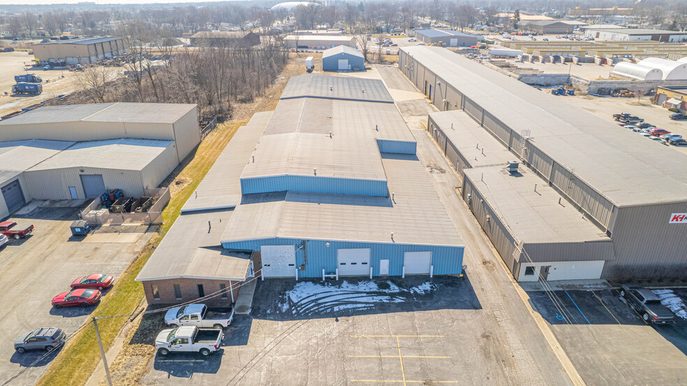 Primary Photo Of 1019 E Summit St, Crown Point Warehouse For Sale