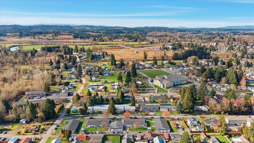 More Photos Of 1100-1105 S Pearl St, Centralia Apartments For Sale