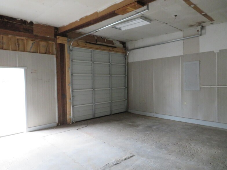 More Photos Of 440 Main St, Lynchburg Flex For Sale