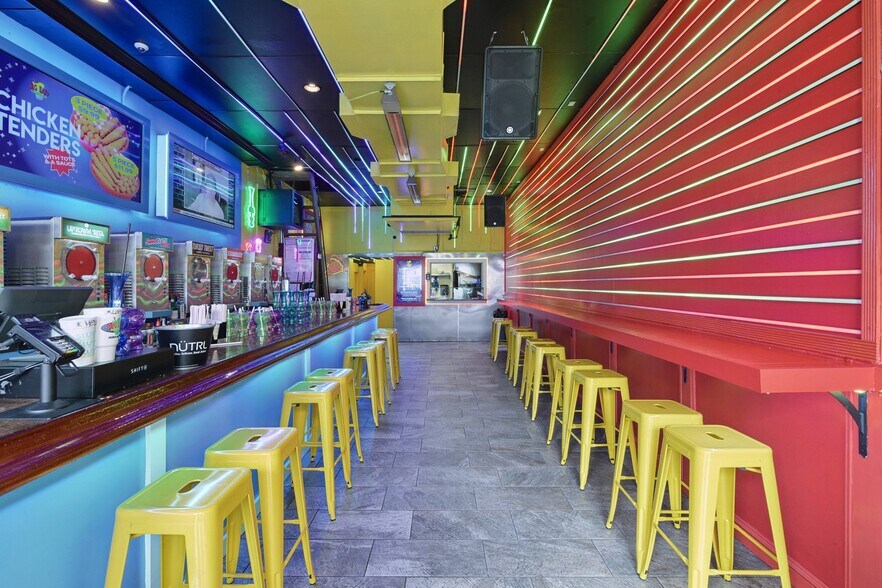 More Photos Of 609 Bourbon St, New Orleans General Retail For Lease