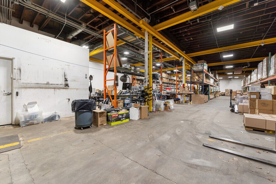 More Photos Of 17 Jackson St, Freehold Warehouse For Sale