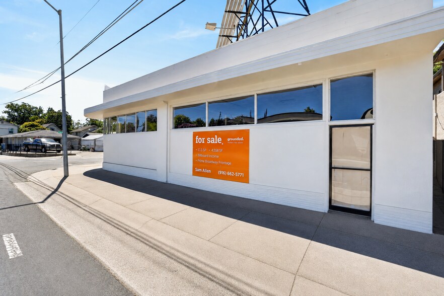More Photos Of 3930 Broadway, Sacramento Freestanding For Sale