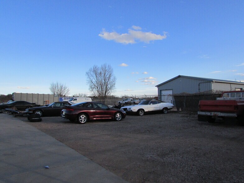More Photos Of 3785 Interpark Dr, Colorado Springs Service For Lease