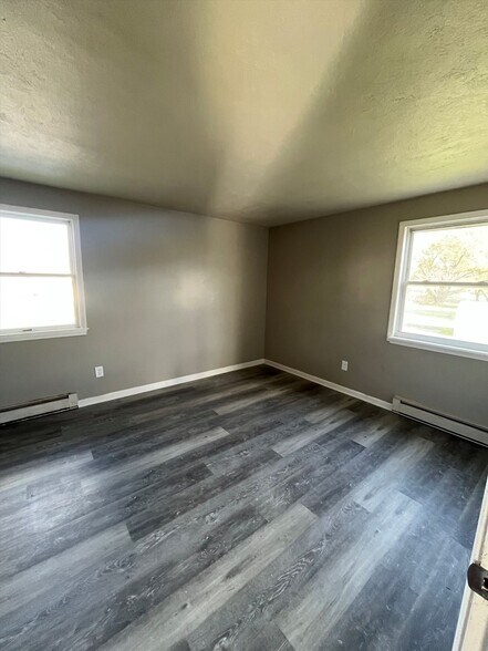 More Photos Of 115 Willow St, Lockport Multifamily For Sale