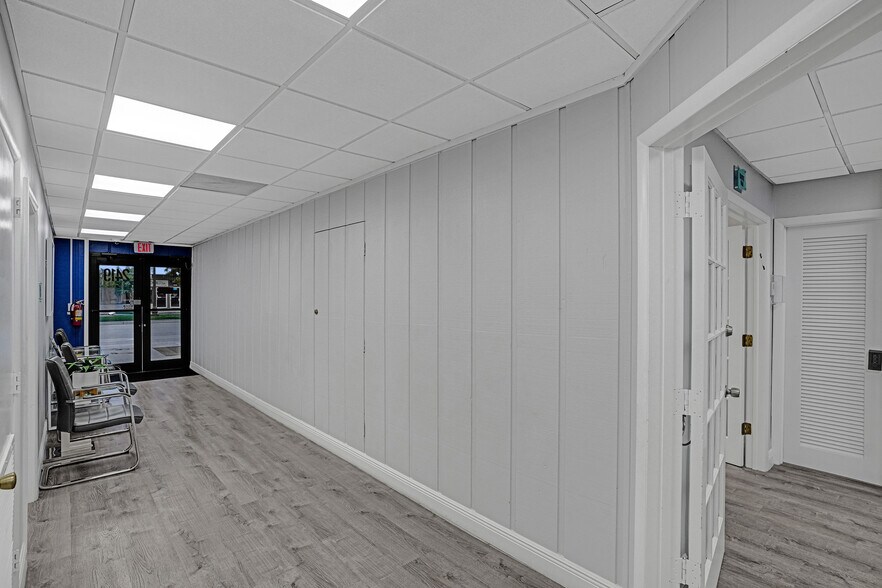 More Photos Of 2419 Hollywood Blvd, Hollywood Medical For Lease