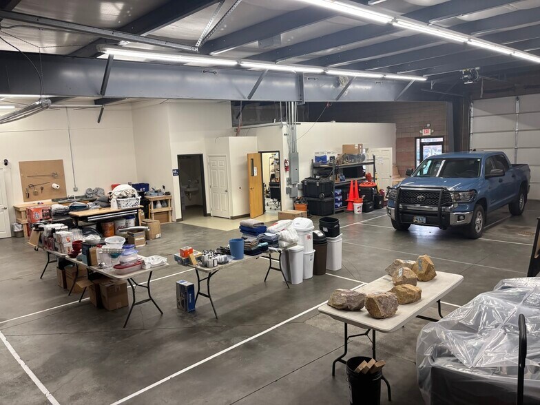 More Photos Of 1482 Commerce Dr, Laramie Light Manufacturing For Lease