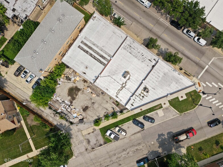 More Photos Of 4508 N Milwaukee Ave, Chicago General Retail For Sale