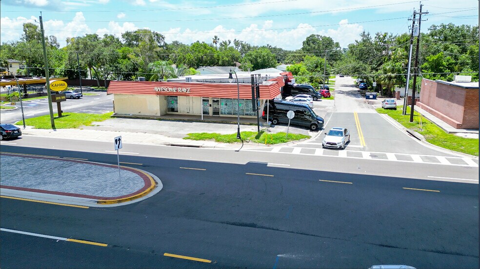 More Photos Of 4542 W Gandy Blvd, Tampa Freestanding For Sale