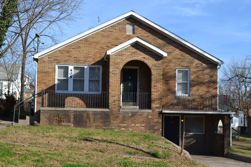 Primary Photo Of 405 S Ash St, Carbondale Apartments For Sale