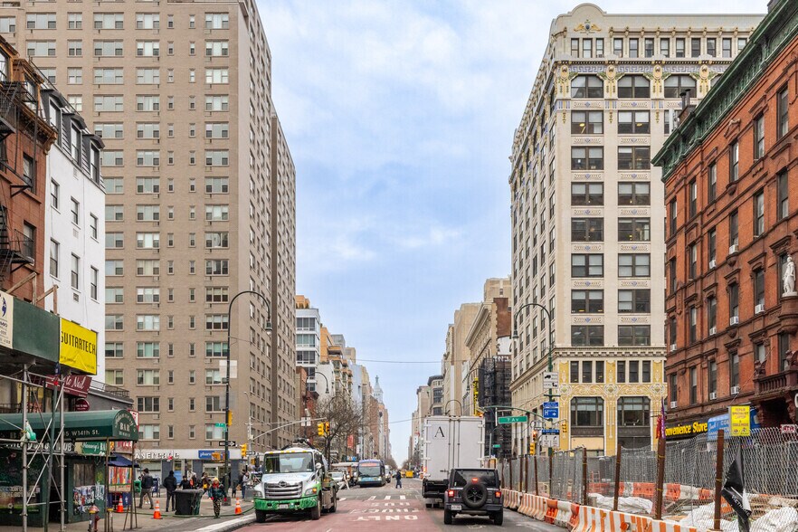 More Photos Of 154 W 14th St, New York Office For Lease