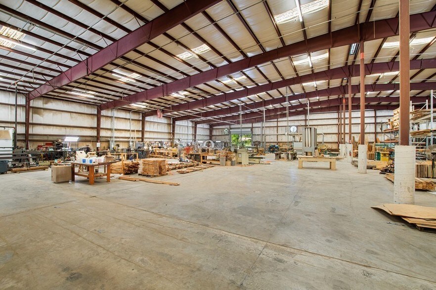 More Photos Of 110 Tech Dr, Sanford Warehouse For Sale