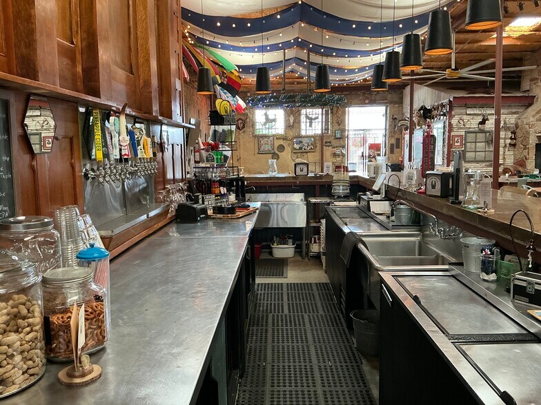 More Photos Of 120 Austin St, Comanche Multifamily For Sale