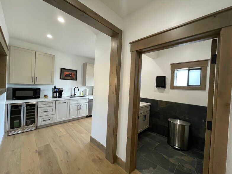 More Photos Of 761 Northwood Blvd, Incline Village Medical For Lease