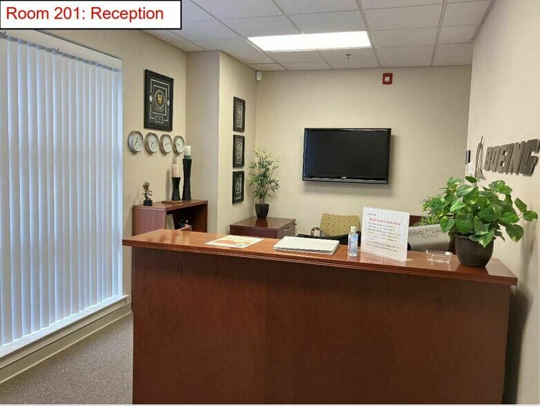 More Photos Of 639 Executive Pl, Fayetteville Medical For Lease