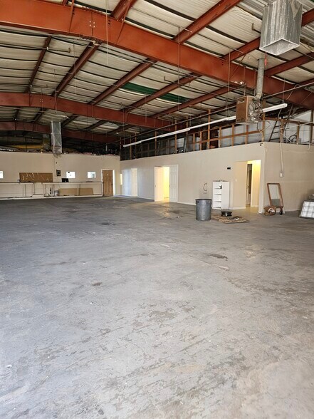 More Photos Of 1791 S Mojave Rd, Las Vegas Service For Lease