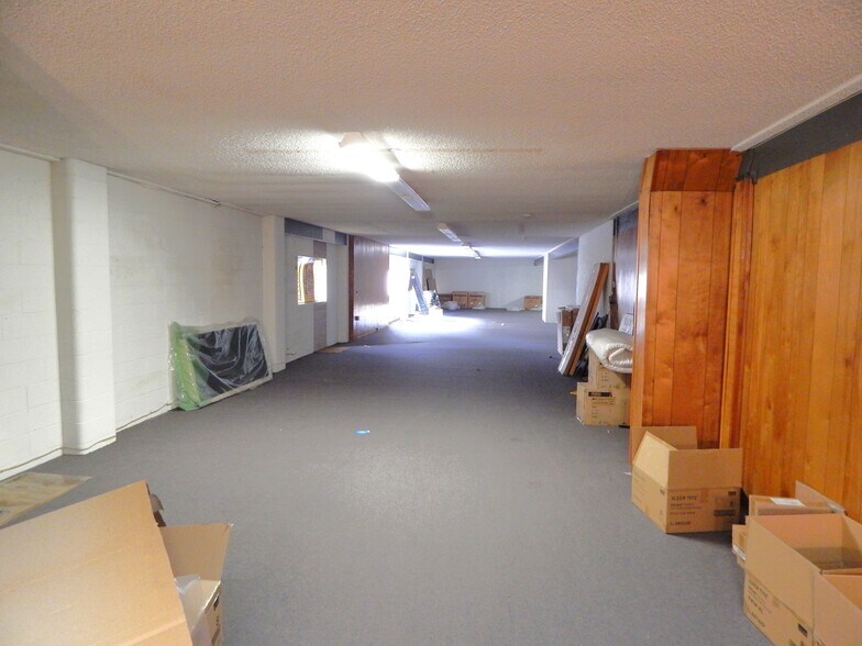 More Photos Of 635 SE Stephens St, Roseburg Freestanding For Lease