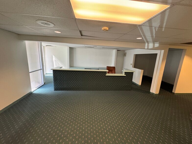 More Photos Of 124 N Locust St, Inglewood Healthcare For Sale