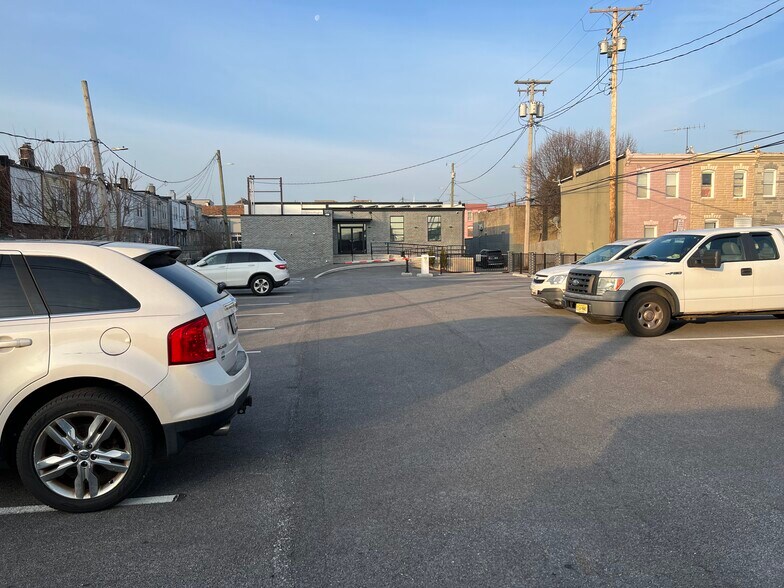 More Photos Of 307 S Eaton St, Baltimore Office For Sale