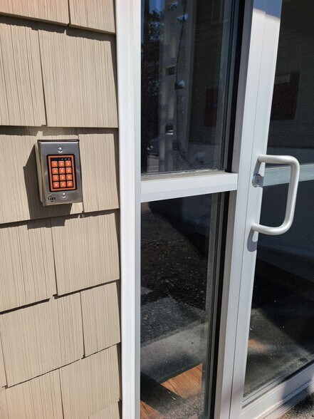 More Photos Of 372 Central Ave, Pawtucket Loft Creative Space For Lease