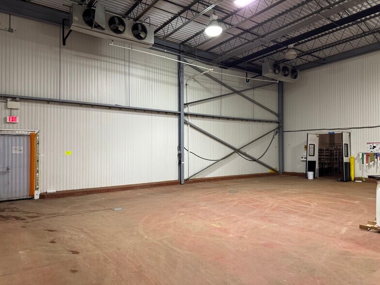 More Photos Of 1135 Industrial Park Rd, Vandergrift Food Processing For Sale