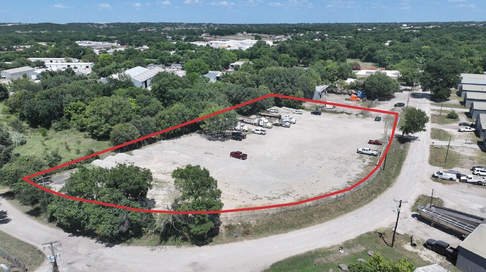 More Photos Of 221 Valley Ln, Kennedale Land For Lease