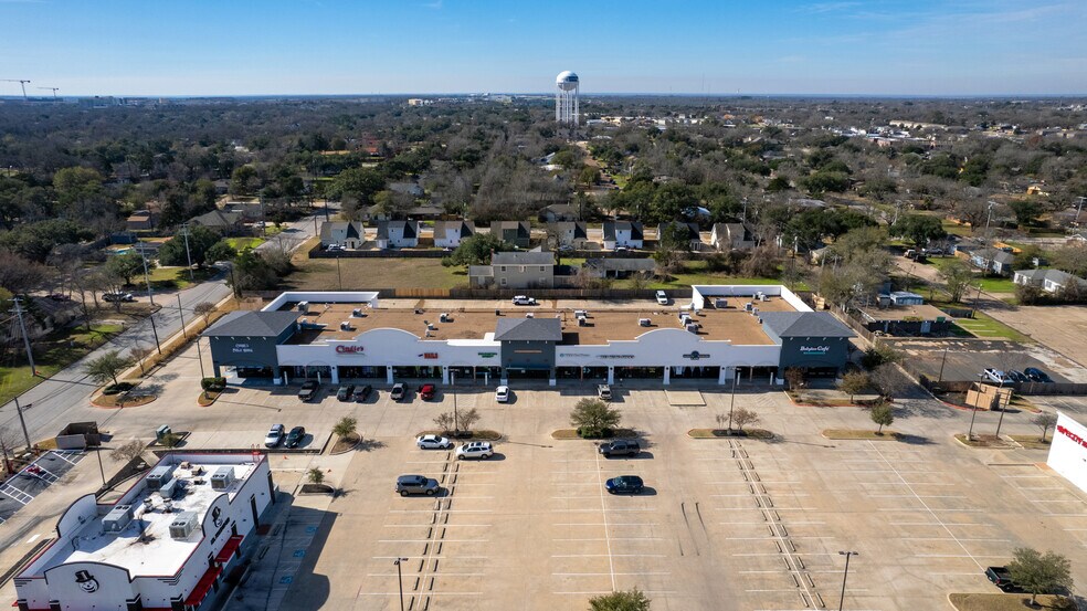 More Photos Of 3600 S Texas Ave, Bryan Unknown For Lease