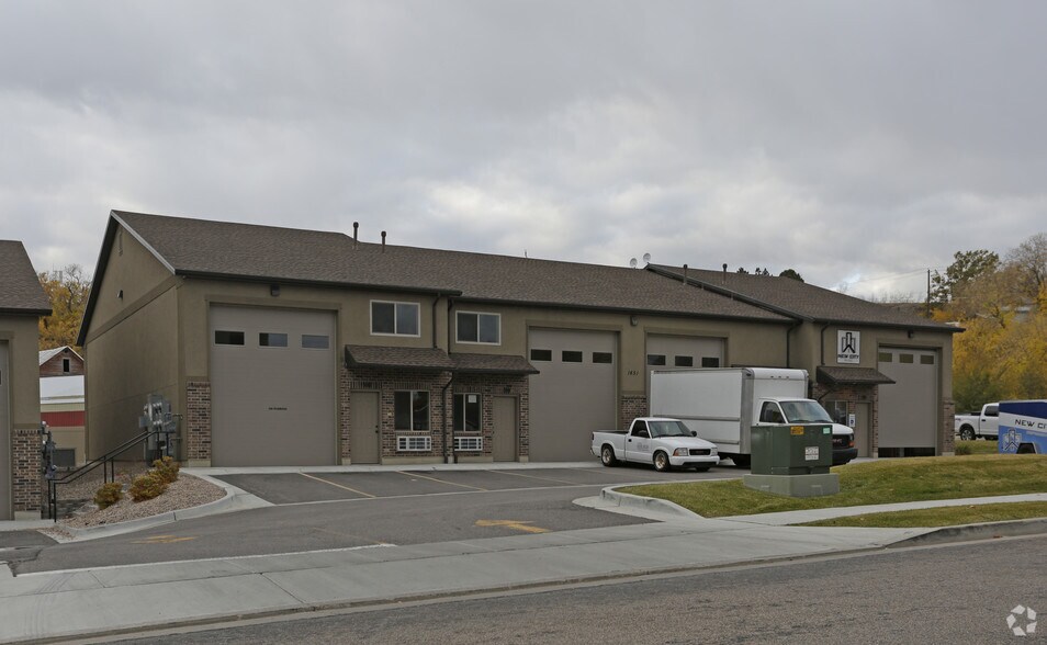 More Photos Of 1451 W 5175 S, Riverdale Light Distribution For Lease