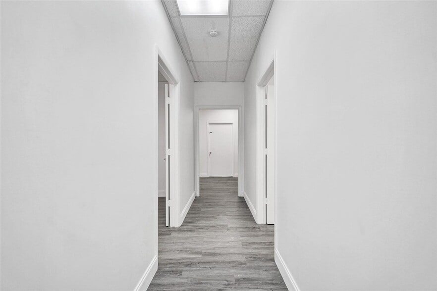 More Photos Of 201-211 E Hallandale Beach Blvd, Hallandale Beach Medical For Lease