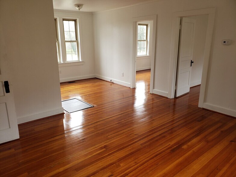 More Photos Of 260 Academy St, Halifax Apartments For Sale