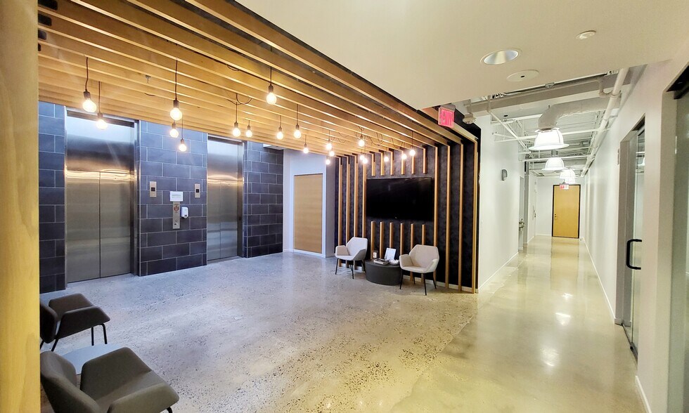 More Photos Of 5501 Backlick Rd, Springfield Medical For Lease