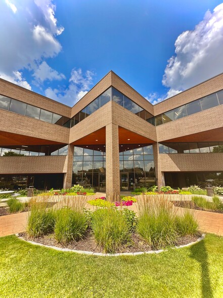 Primary Photo Of 7550 France Ave S, Edina Medical For Lease