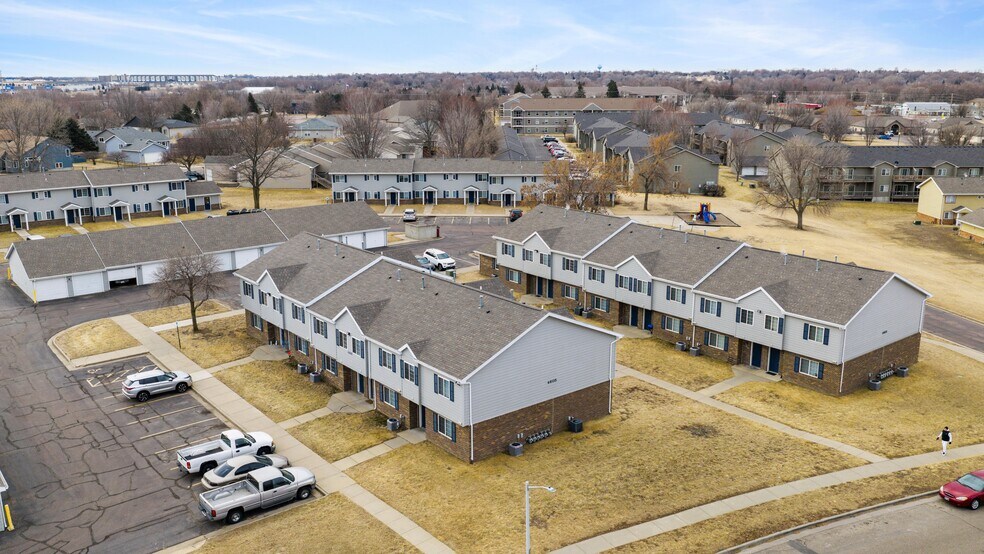 More Photos Of 4601 E 3RD St, Sioux Falls Apartments For Sale
