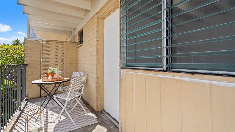 More Photos Of 1909 Kahakai Dr, Honolulu Apartments For Sale