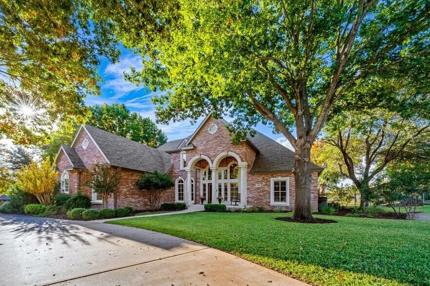 More Photos Of 2409 Commerce st, San Saba Land For Sale