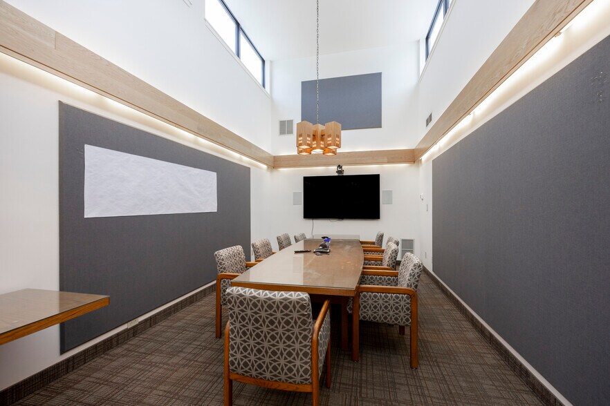 More Photos Of 220 Stahl Rd, Harleysville Research And Development For Sale