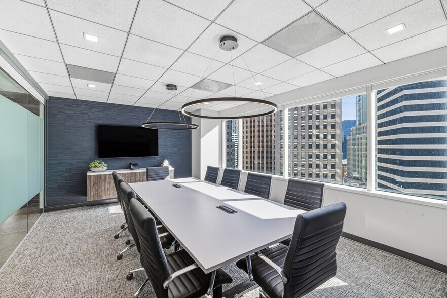More Photos Of 1 Sansome St, San Francisco Coworking Space