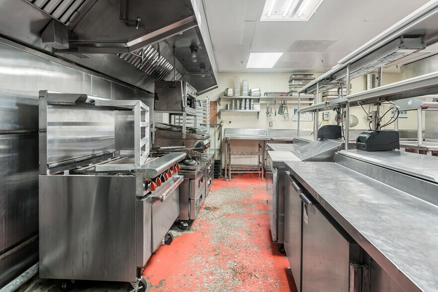 More Photos Of 1326 9th Ave, San Francisco Restaurant For Sale