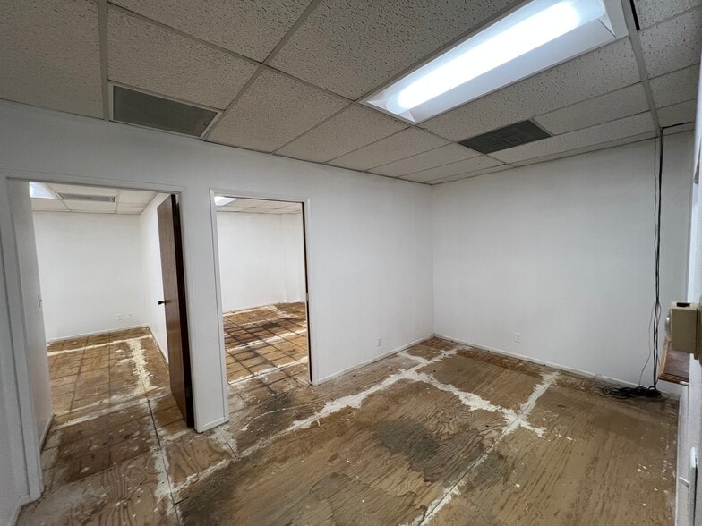 More Photos Of 808 N Hill St, Los Angeles Storefront Retail Office For Lease