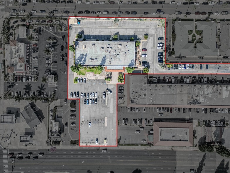 More Photos Of 2035 E Ball Rd, Anaheim Medical For Lease