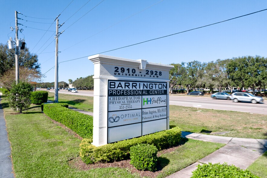 More Photos Of 2910-2914 University Pky, Sarasota Medical For Sale