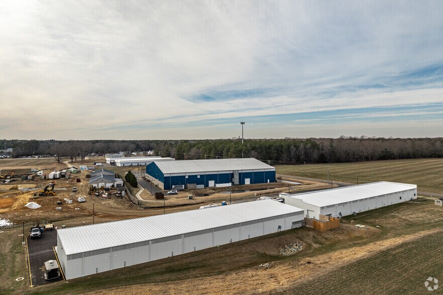 More Photos Of 8129 Pine Ridge Rd, Mechanicsville Light Distribution For Lease